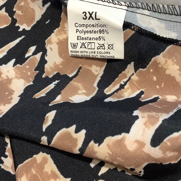 NEW Gorgeous Sun dress fits 1X/2x - Picture 5 of 5